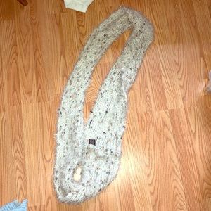 Loop scarf